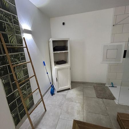 Loft And Spa Les Preaux ภายนอก รูปภาพ