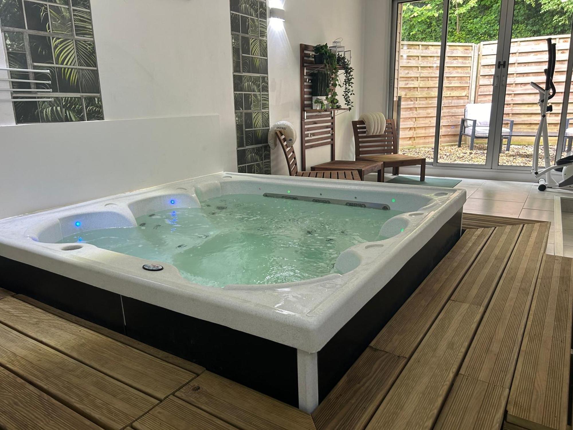 Loft And Spa Les Preaux ภายนอก รูปภาพ